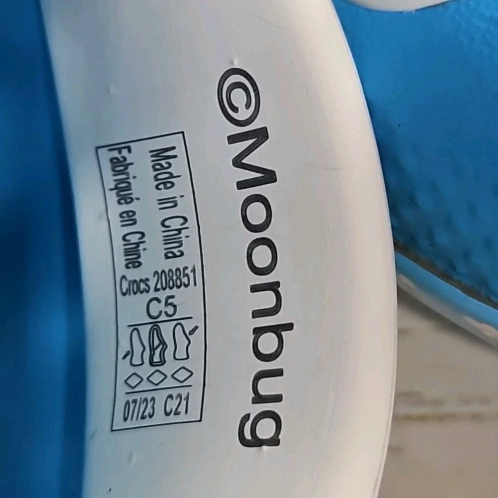 Crocs Toddlers Classic Cocomelon Clogs Electric‎ Blue Size C5 208851